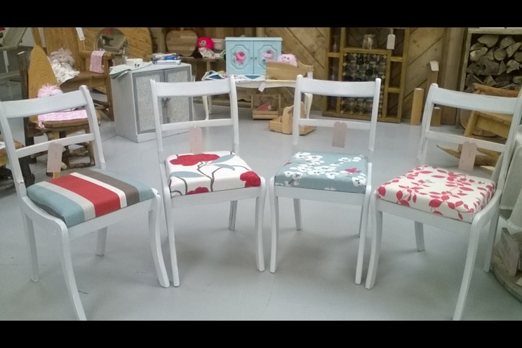 4 X Pattened Chairs